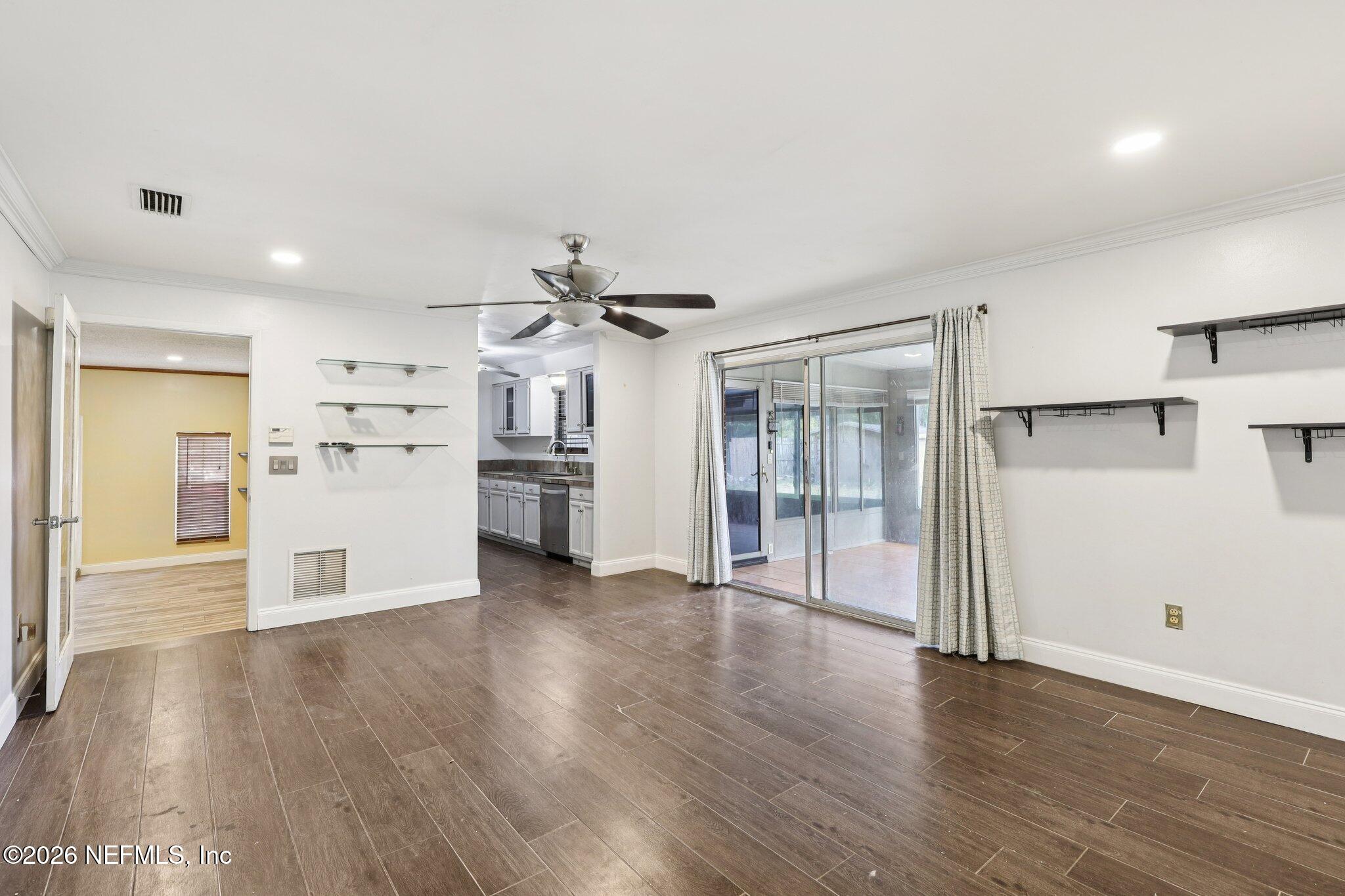 10761 Pinholster Road Jacksonville, FL 32218 - Photo 10 of 42 10761 Pinholster Rd
