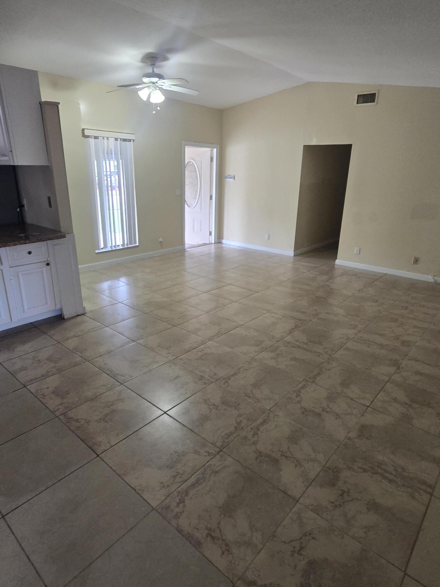 4941 Marbella Road North West Palm Beach, FL 33417 - Photo 13 of 18 pic15