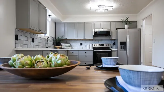 $415,000 | 1215 Cameron Avenue, Idaho Falls, ID 83402