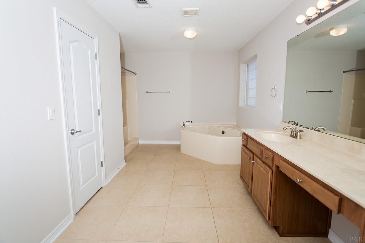 2281 Pine Hammock Road Navarre, FL 32566 - Photo 27 of 44 Gallery Image 27