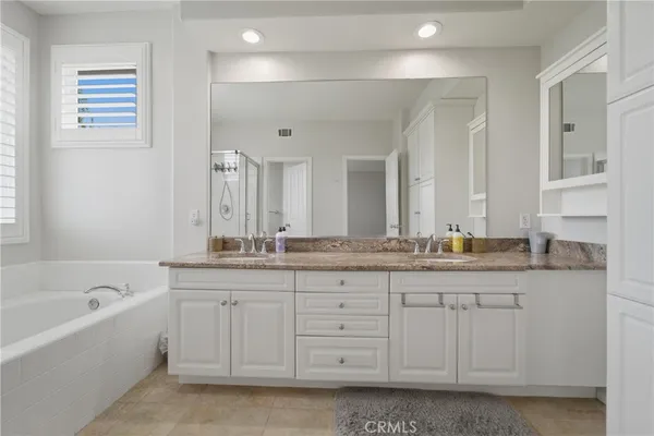 $2,249,900 | 21 Wedgewood, Irvine, CA 92620