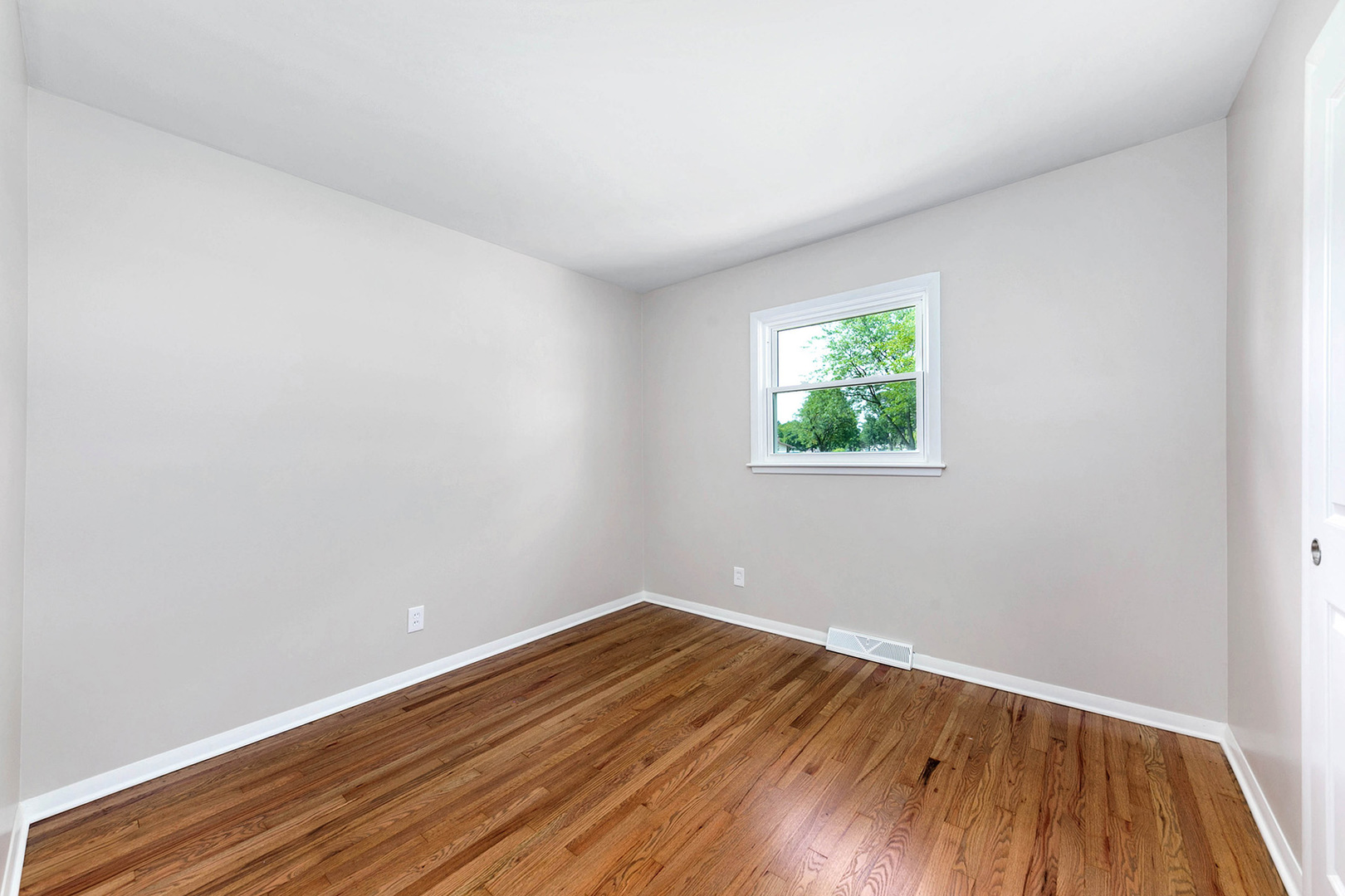 100 Union Street Crystal Lake, IL 60014 - Photo 19 of 21