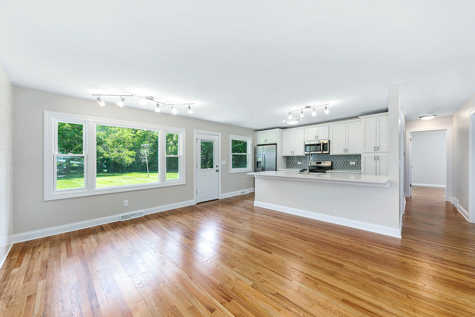 100 Union Street Crystal Lake, IL 60014 - Photo 10 of 21