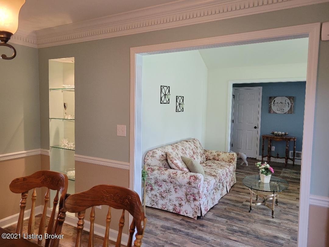9502 Gutenberg Road Louisville, KY 40299 - Photo 10 of 48 gut10