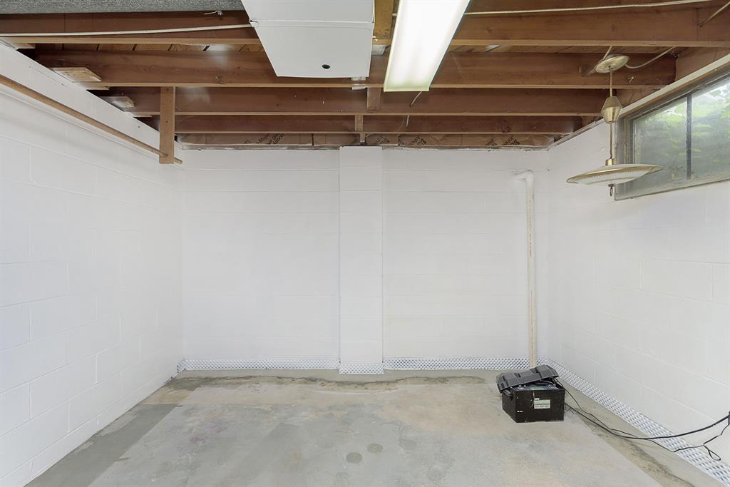 1202 North Audubon Road Indianapolis, IN 46219 - Photo 24 of 28 Gallery Image 24