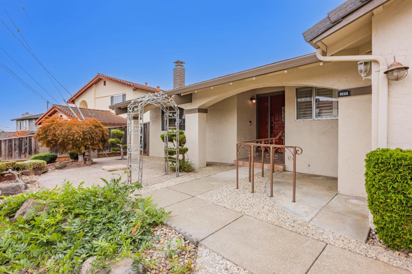 5714 Shadow Ridge Drive Castro Valley, CA 94552 - Photo 2 of 45 Gallery Image 2