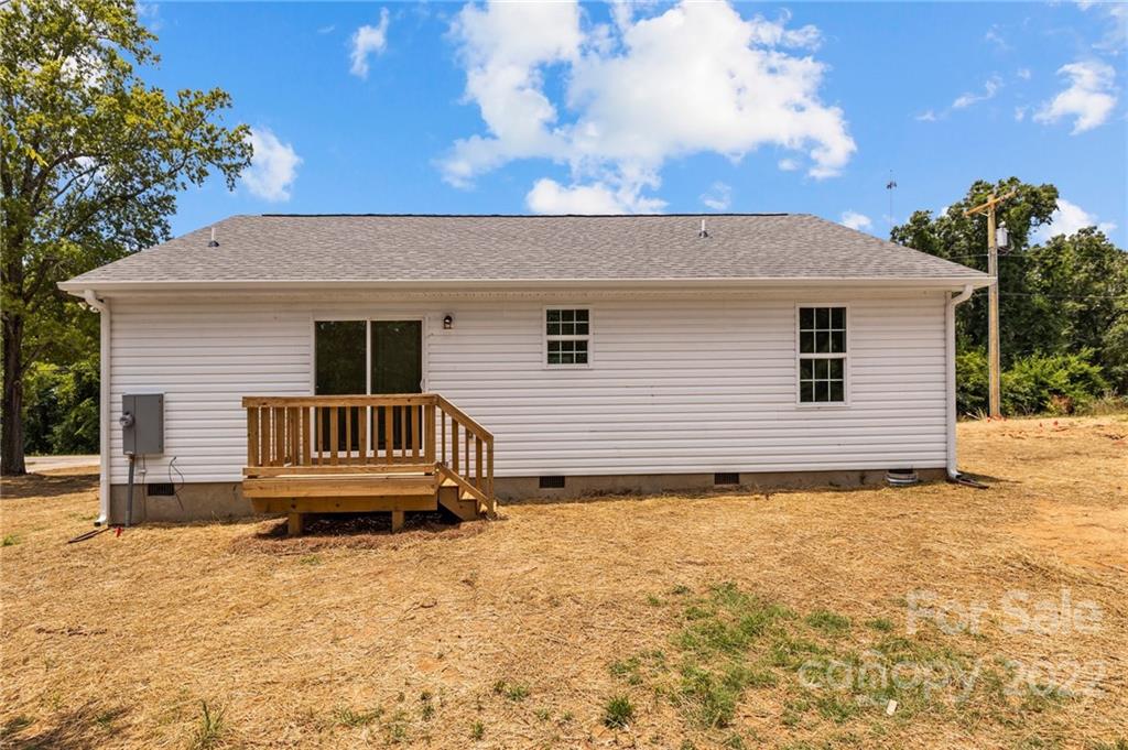 951 Pine Ridge Road, Unit 1 Chester, SC 29706 - Photo 5 of 31 a view of a house with a yard