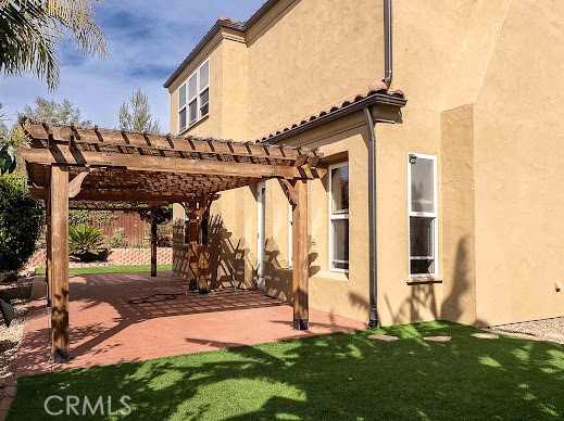 549 Palomar Circle Lompoc, CA 93436 - Photo 6 of 58 a view of a street with a building in the background