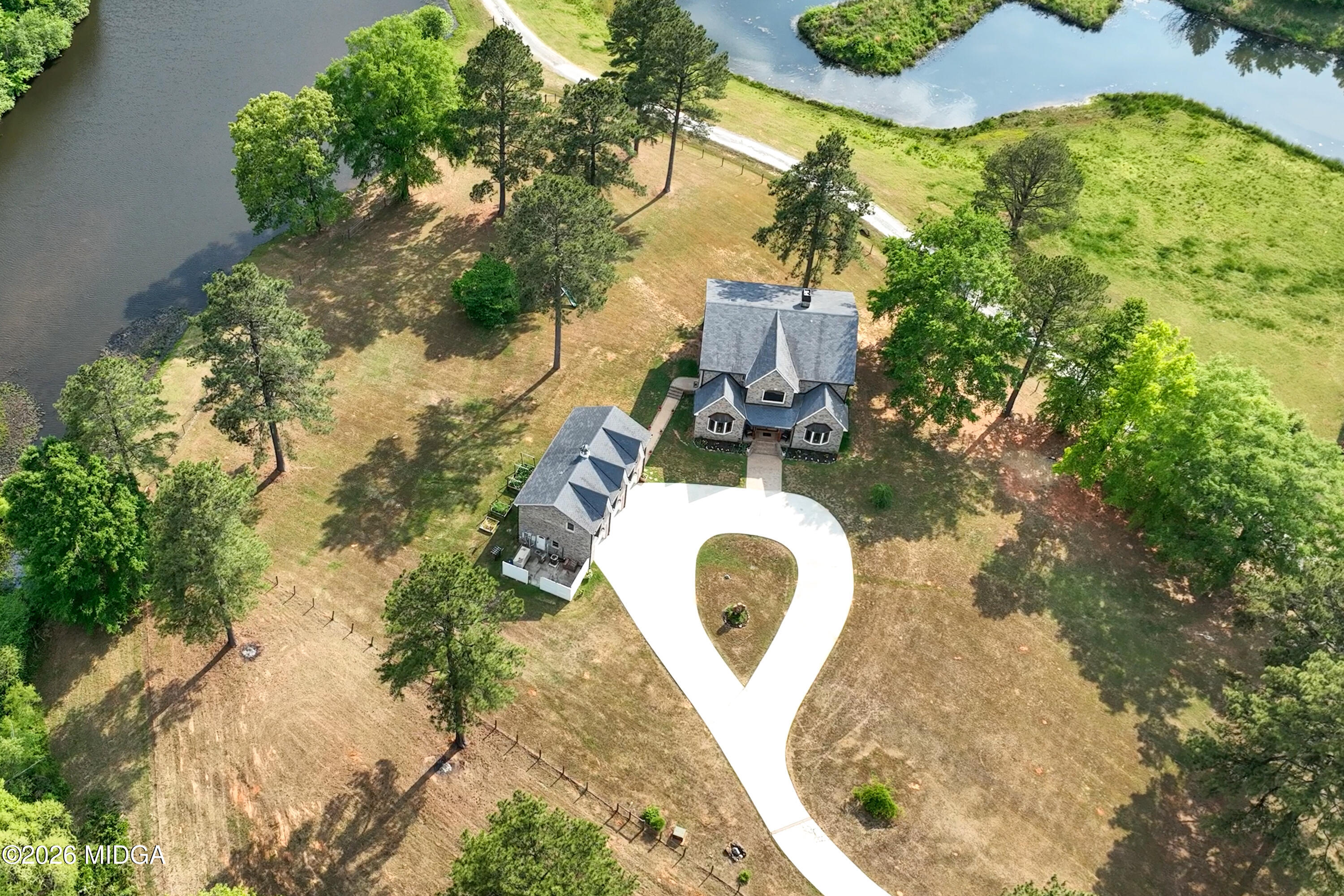 13 Southern Waters Way Forsyth, GA 31029 - Photo 5 of 112 13 Southern Waters Way-110