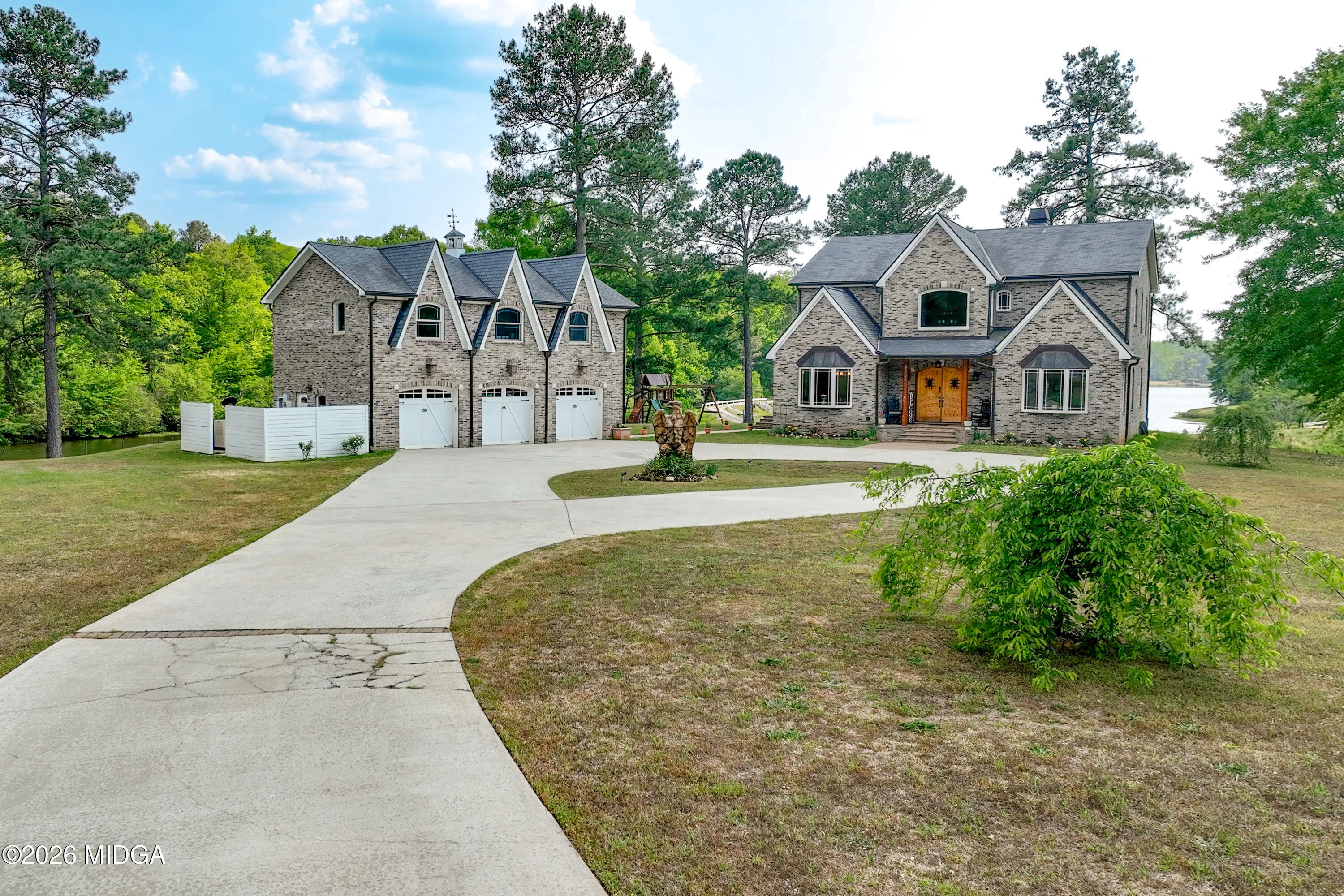 13 Southern Waters Way Forsyth, GA 31029 - Photo 8 of 112 4