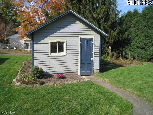208 River Road Canal Fulton, OH 44614 - Photo 14 of 17 Storage shed