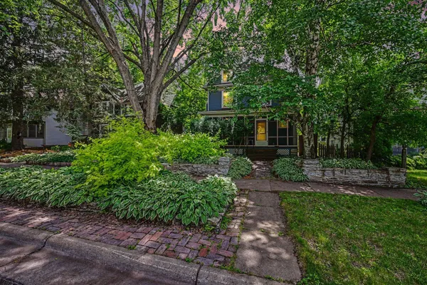$600,000 | 2012 Iglehart Avenue, St. Paul, MN 55104