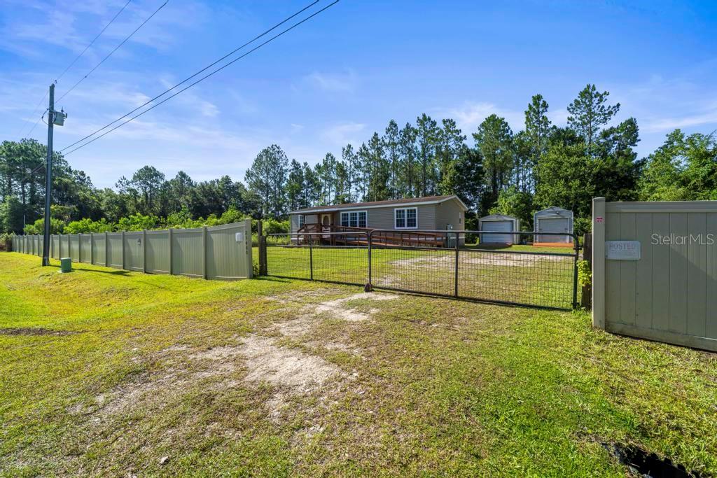 23400 Panther Road Astor, FL 32102 - Photo 3 of 35