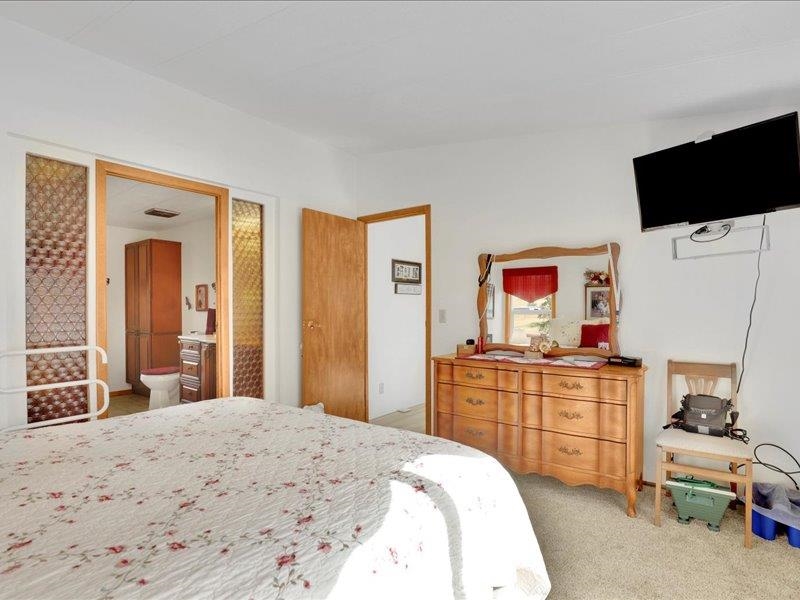 26026 North Madison Road Chattaroy, WA 99003 - Photo 15 of 43