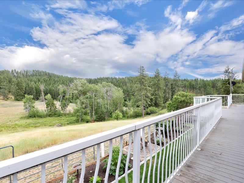 26026 North Madison Road Chattaroy, WA 99003 - Photo 29 of 43