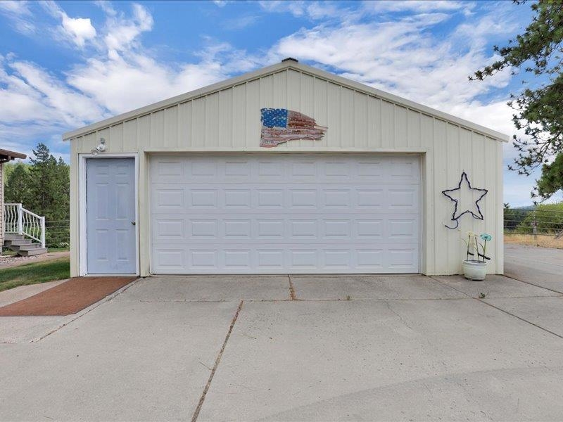 26026 North Madison Road Chattaroy, WA 99003 - Photo 35 of 43