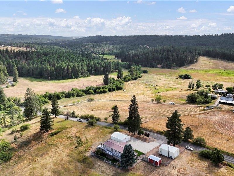 26026 North Madison Road Chattaroy, WA 99003 - Photo 41 of 43