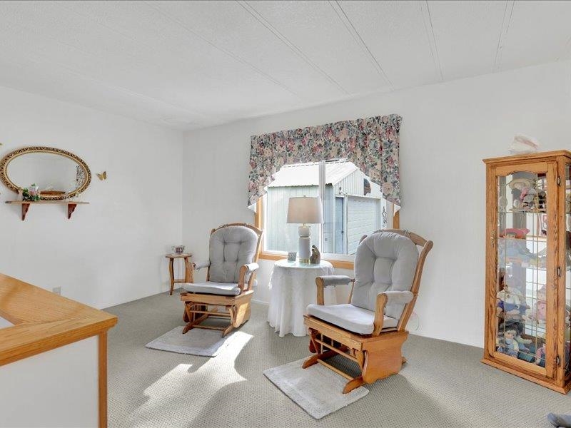 26026 North Madison Road Chattaroy, WA 99003 - Photo 5 of 43