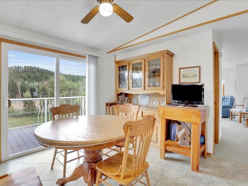 26026 North Madison Road Chattaroy, WA 99003 - Photo 10 of 43