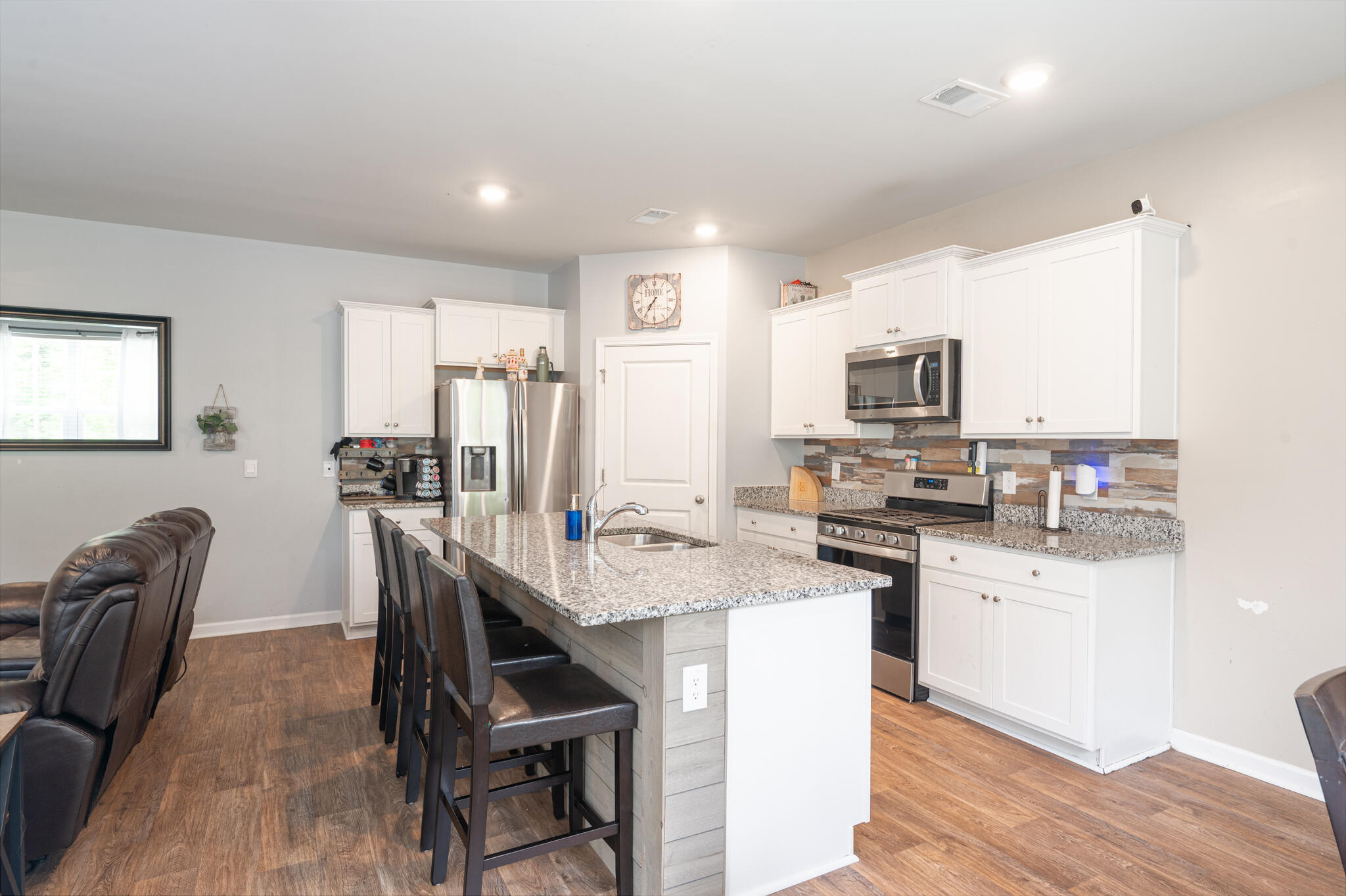 644 Silver Spruce Street Summerville, SC 29486 - Photo 9 of 23 MOD_9581-HDR-Edit