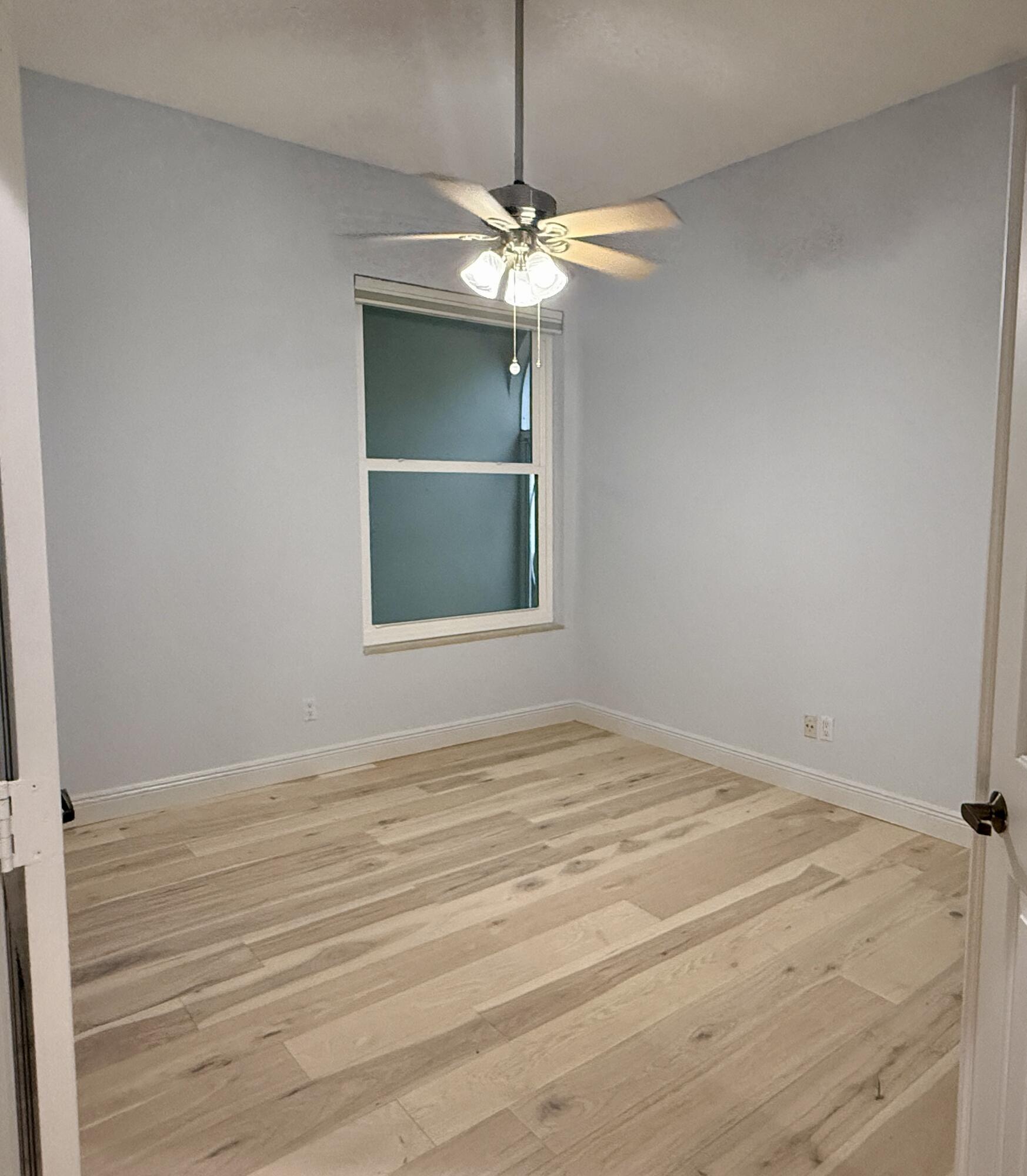 198 Hampton Circle Jupiter, FL 33458 - Photo 18 of 19 Second Bedroom
