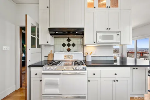 $1,795,000 | 3225-3227 Market Street, San Francisco, CA 94114