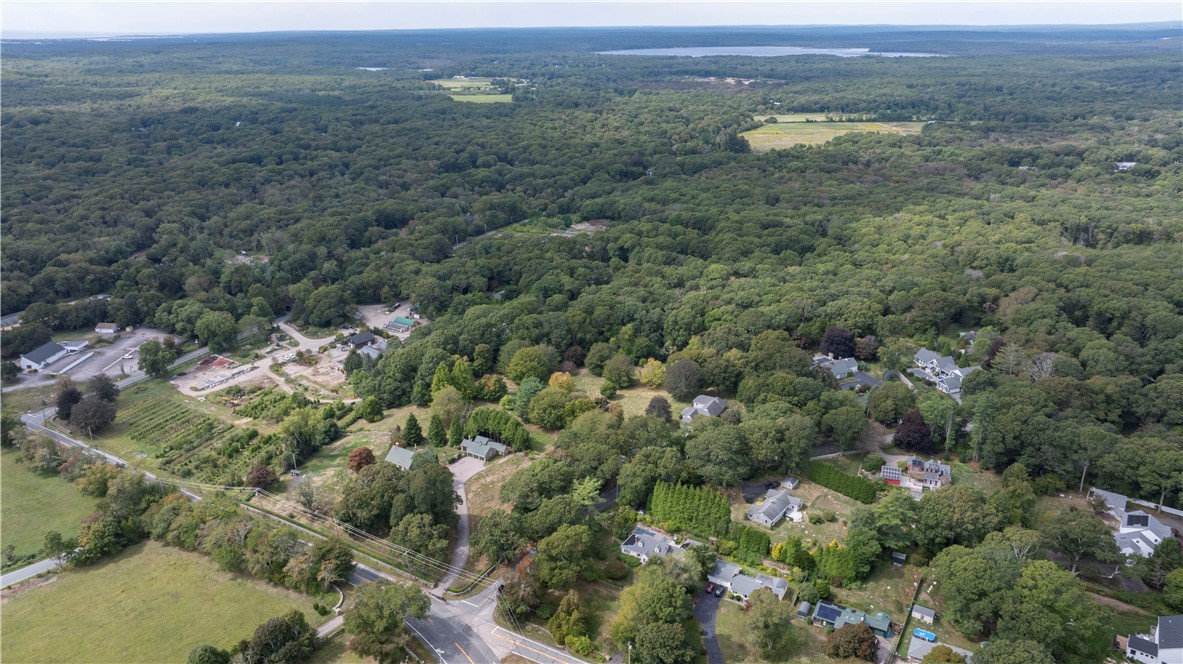 47 Tuckertown Road South Kingstown, RI 02879 - Photo 7 of 21