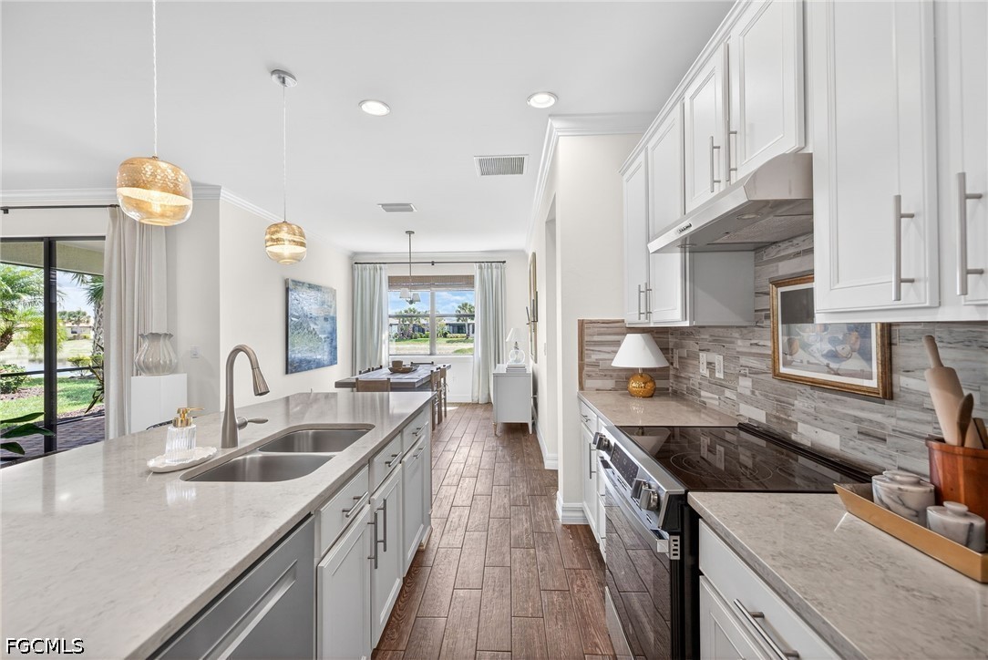 10825 Dennington Road Fort Myers, FL 33913 - Photo 7 of 49