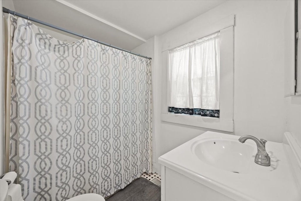 66 Mayflower Ridge Drive Wareham, MA 02571 - Photo 32 of 37