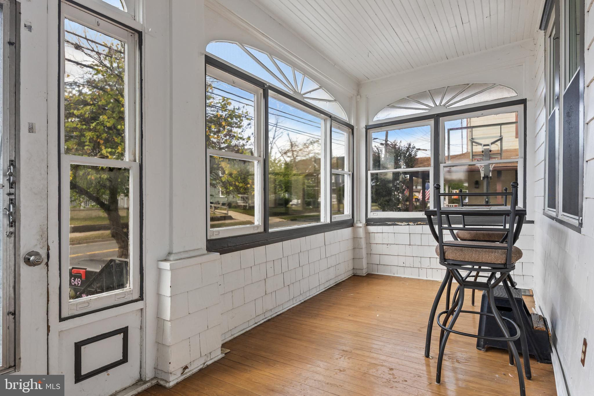 649 Bridgeboro Street Riverside, NJ 08075 - Photo 4 of 29