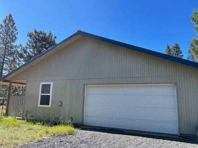 152039 Conestoga Road La Pine, OR 97739 - Photo 32 of 33 Garage