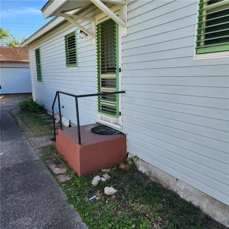 $1,700 | 1446 Annapolis Drive, Corpus Christi, TX 78415