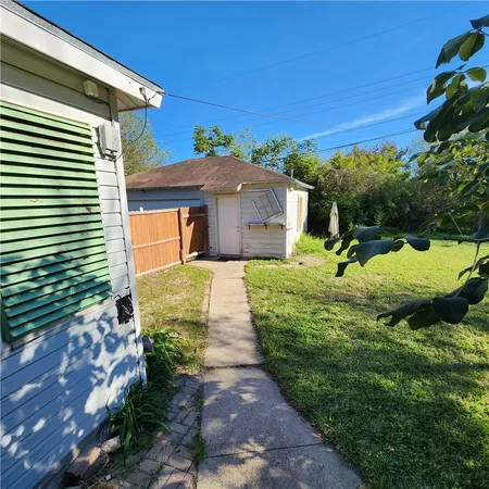 $1,700 | 1446 Annapolis Drive, Corpus Christi, TX 78415
