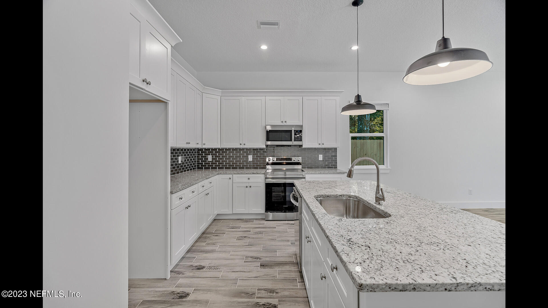 2082 Alley Road Jacksonville, FL 32233 - Photo 16 of 30 16
