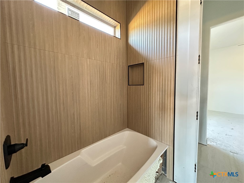 430 Dos Rios Drive Belton, TX 76513 - Photo 14 of 29 a view of a bathroom