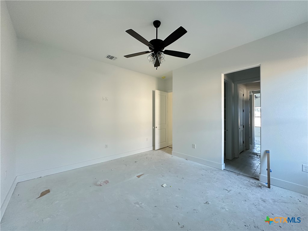 430 Dos Rios Drive Belton, TX 76513 - Photo 17 of 29 a view of a hallway with a ceiling fan