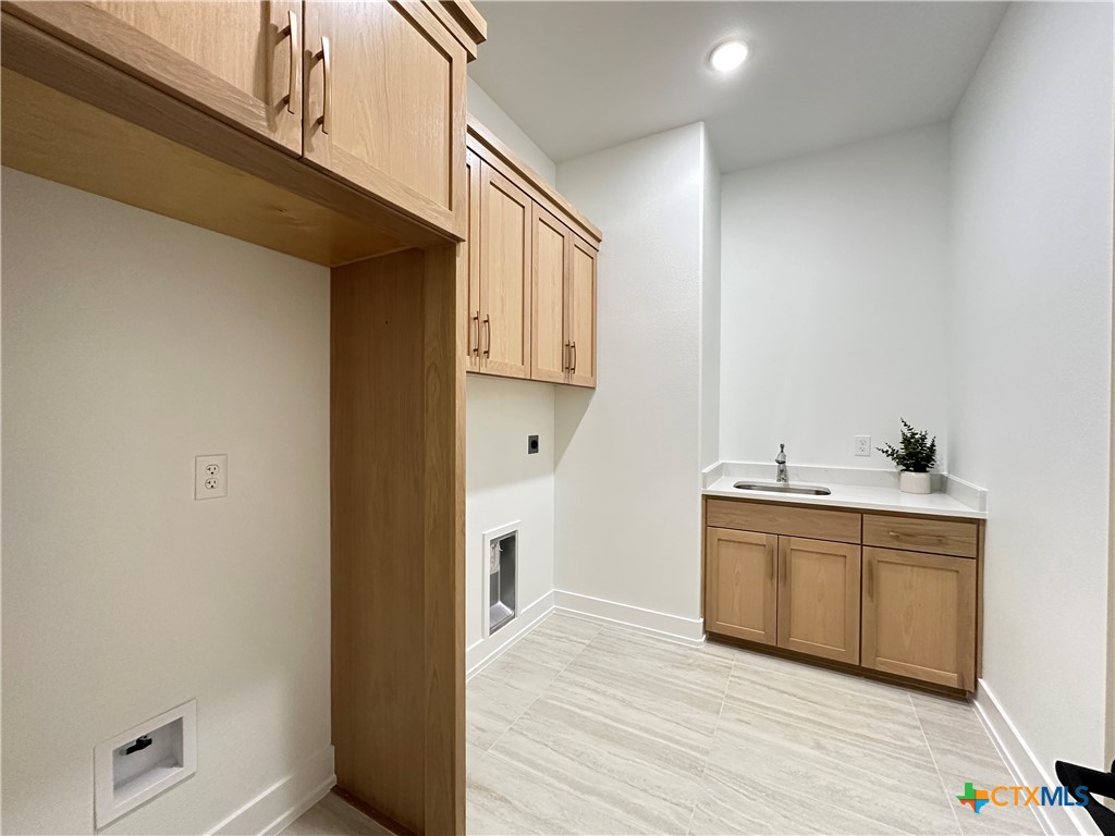 430 Dos Rios Drive Belton, TX 76513 - Photo 32 of 48 a view of cabinets and wooden floor