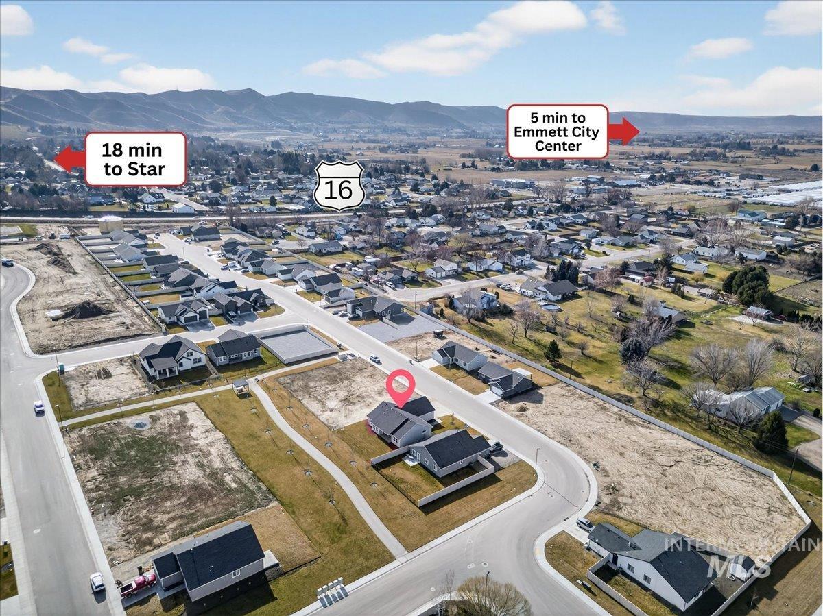 1410 Regency Way Emmett, ID 83617 - Photo 42 of 46 View of property location with nearby suburban area and a mountain backdrop