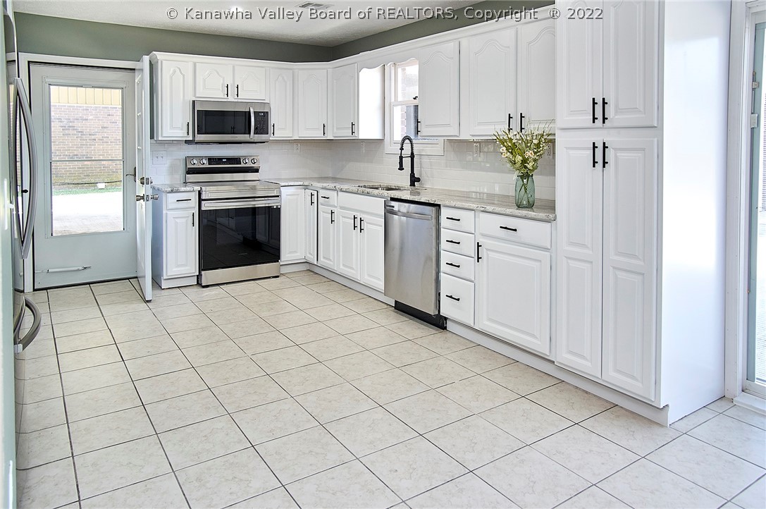 200 Shawnee Estates Winfield, WV 25213 - Photo 13 of 46 Gallery Image 13