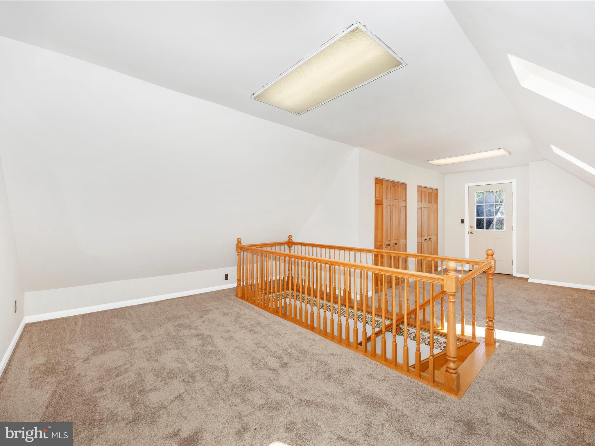 17515 Dr Bird Road Sandy Spring, MD 20860 - Photo 45 of 76 Speaking Studio/ Upstairs