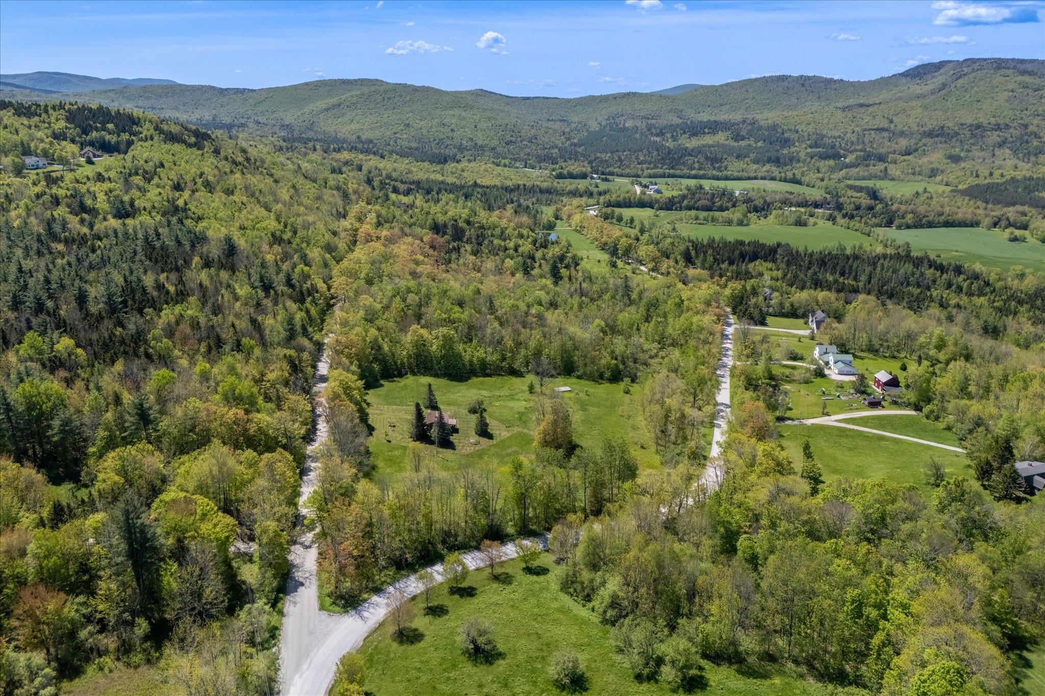 180 Straight Road Mount Holly, VT 05730 - Photo 8 of 34