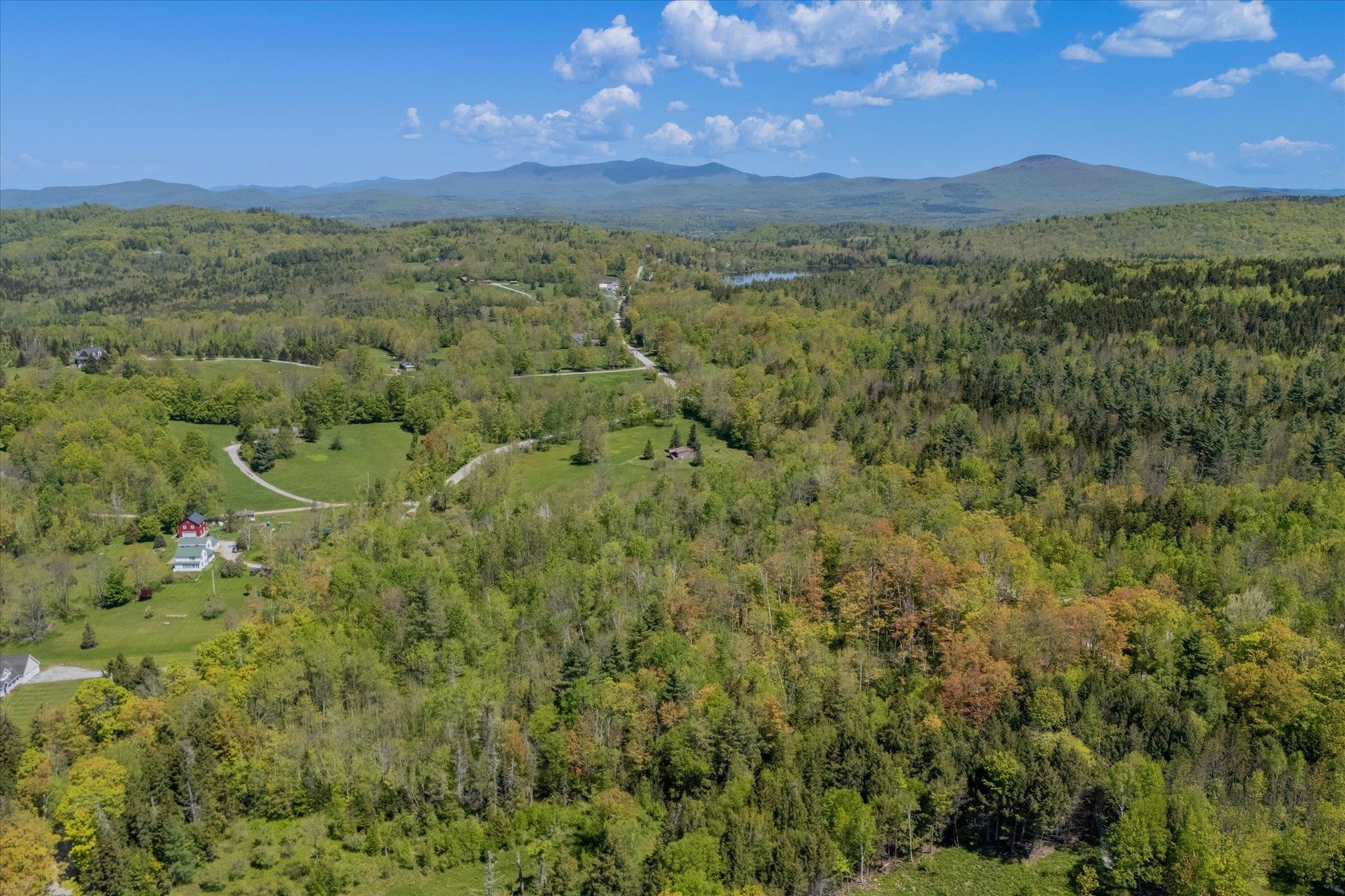 180 Straight Road Mount Holly, VT 05730 - Photo 9 of 34