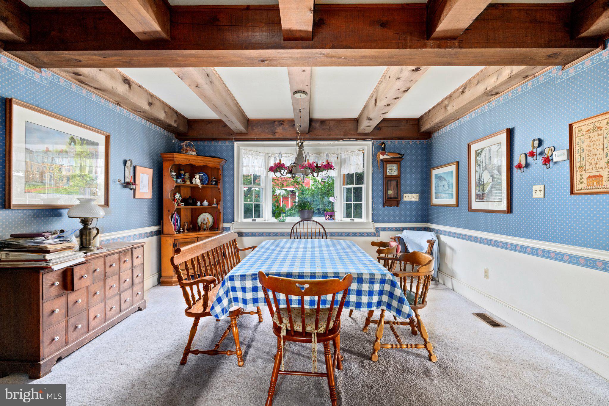 1760 Kumry Road Quakertown, PA 18951 - Photo 28 of 57 Dining room