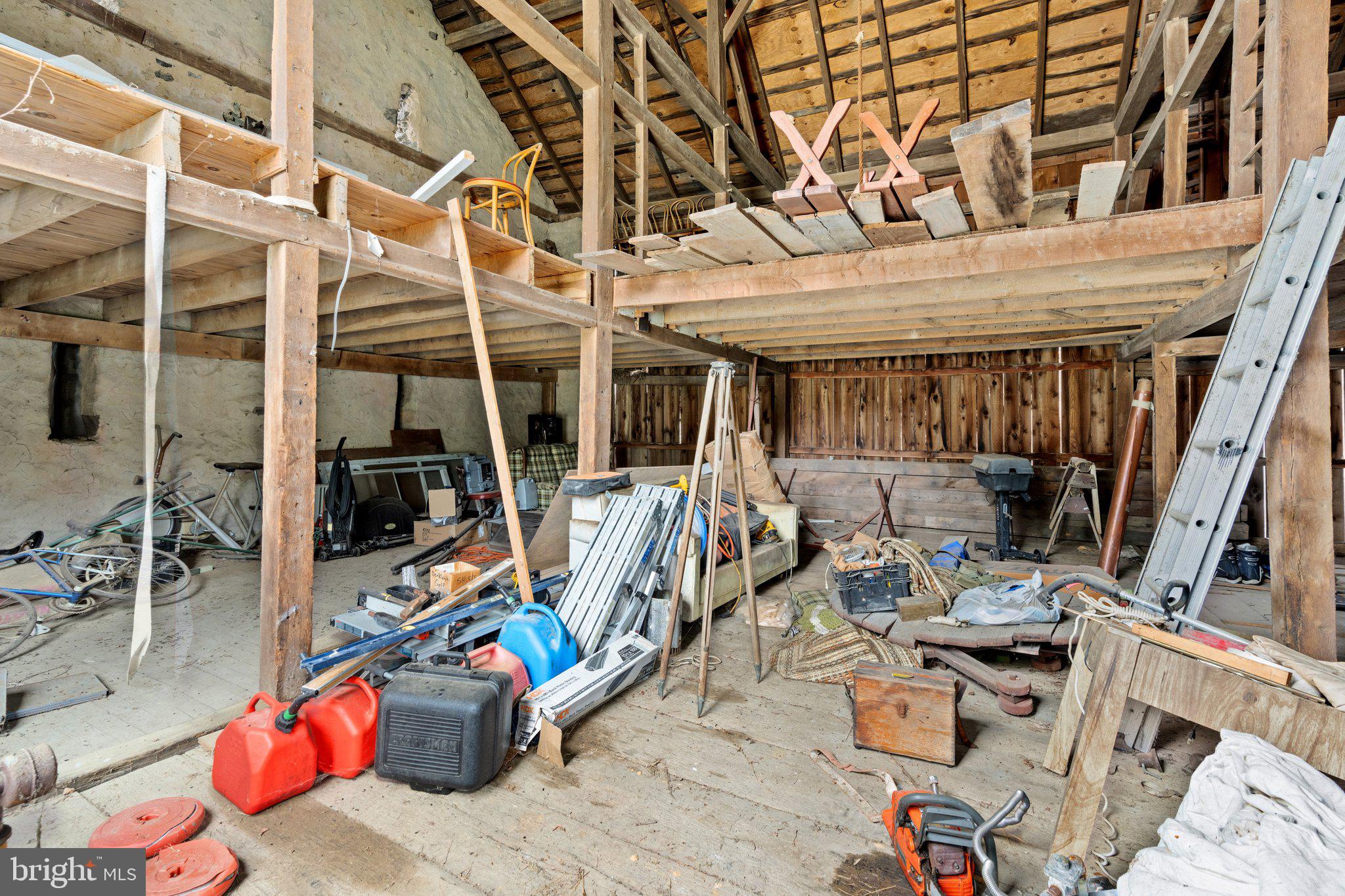 1760 Kumry Road Quakertown, PA 18951 - Photo 51 of 57 Bank Barn