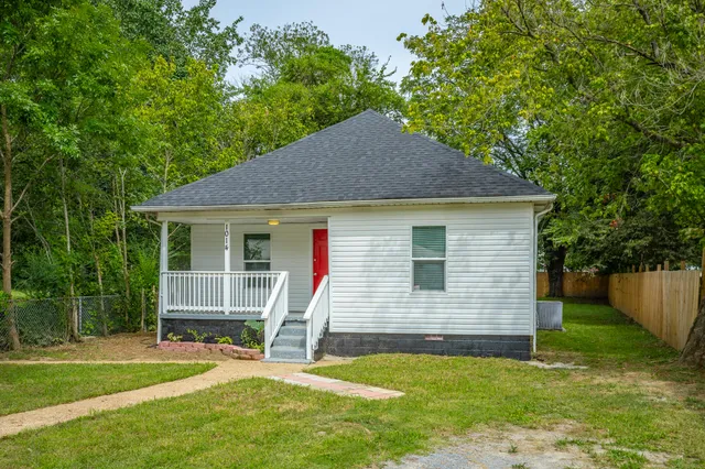 $219,000 | 1014 Lee Avenue, Rossville, GA 30741