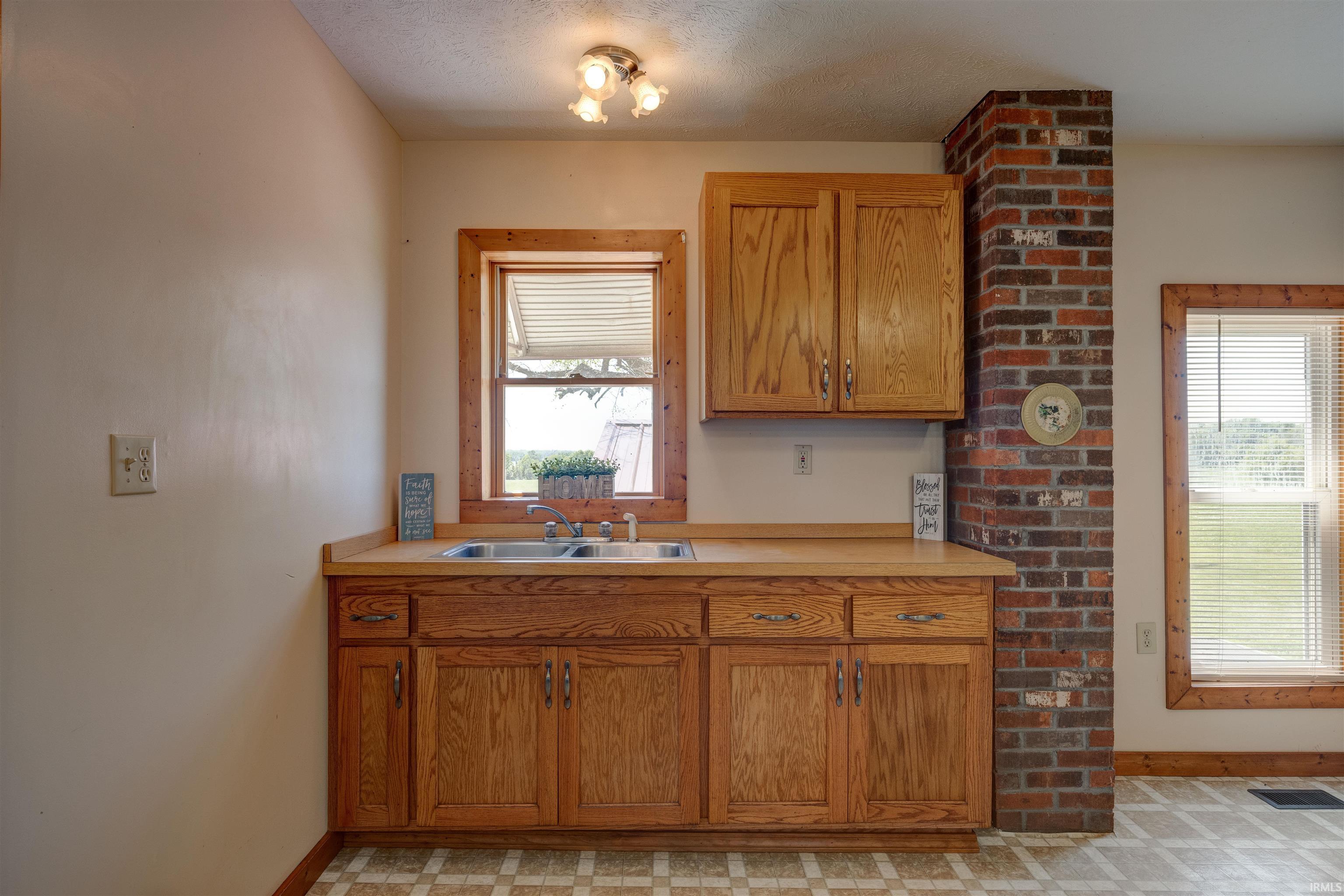 4699 Moss Road Boonville, IN 47601 - Photo 7 of 40