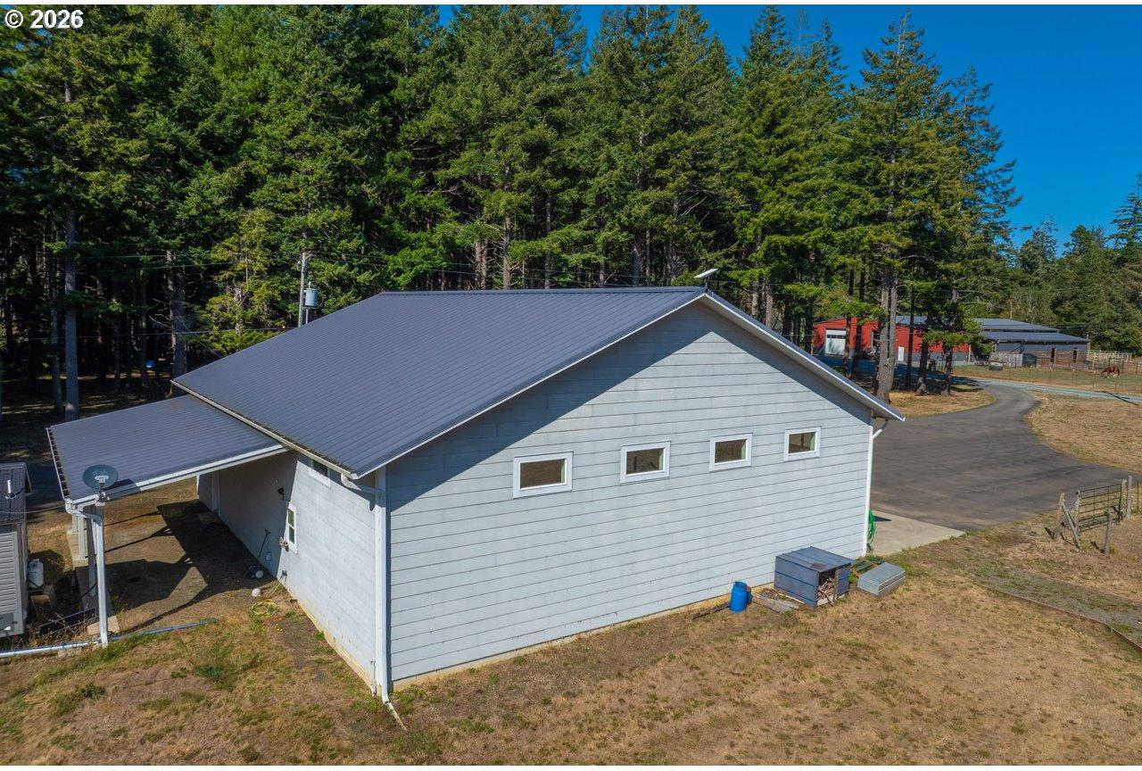 56008 Spring Creek Road Bandon, OR 97411 - Photo 13 of 30 Gallery Image 13