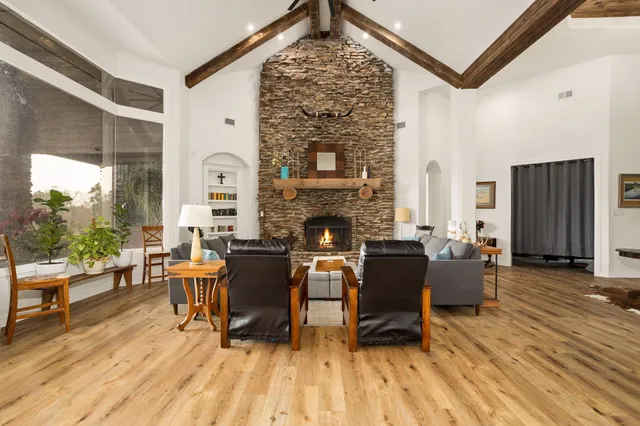 $2,575,000 | 10210 Stidham Road, Conroe, TX 77302