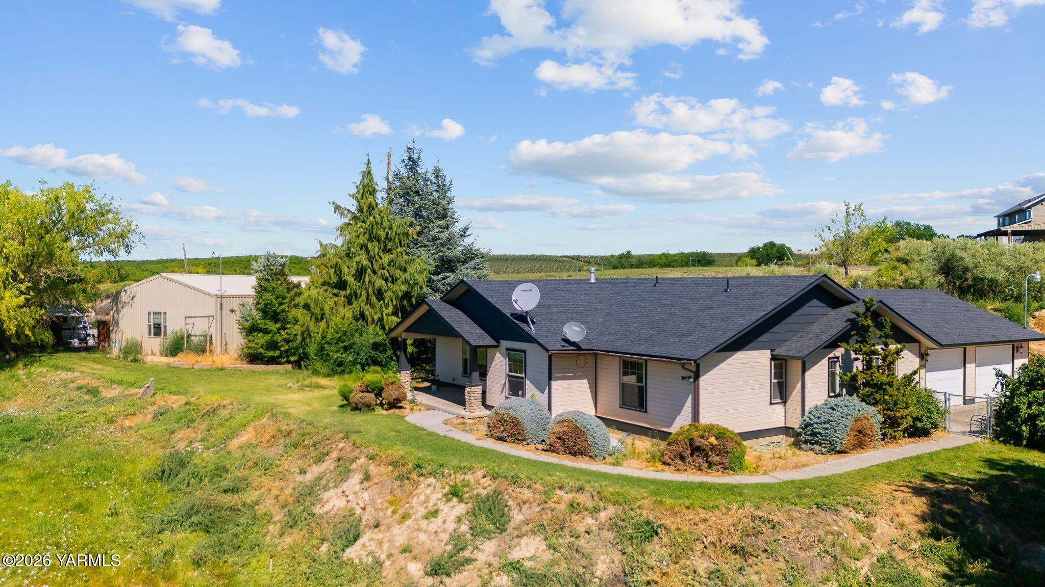 788 Zickler Road Zillah, WA 98953 - Photo 37 of 37 788 Zickler Rd Aerials-9