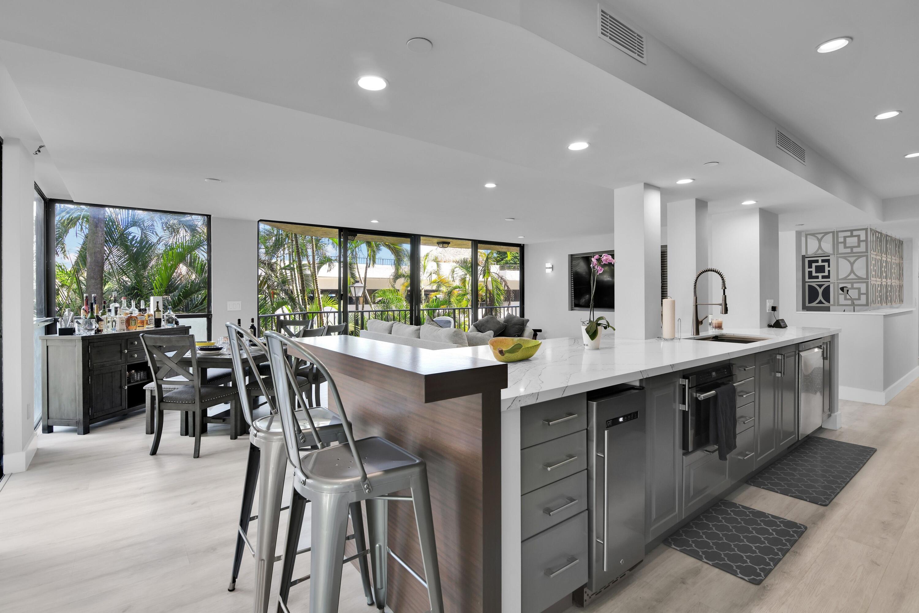 Undisclosed Address Boca Raton, FL 33487 - Photo 3 of 94 859 Jeffery St 202 Kitchen good pic 3